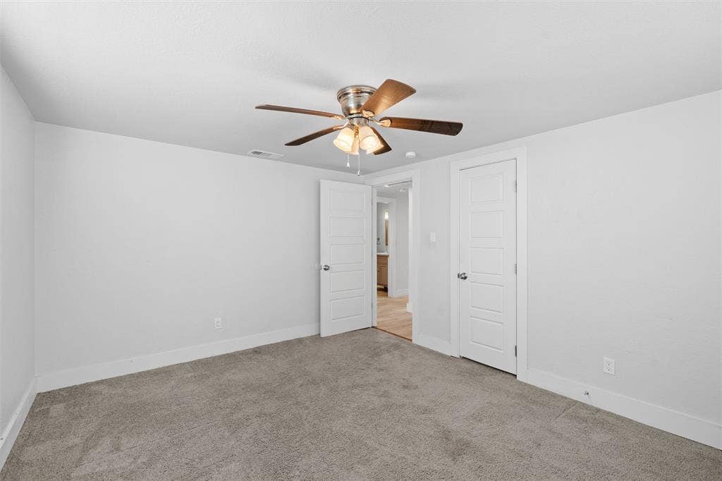 3514 Larry Street, Rowlett, TX 75088 3514 Larry Street, Rowlett, TX 75088