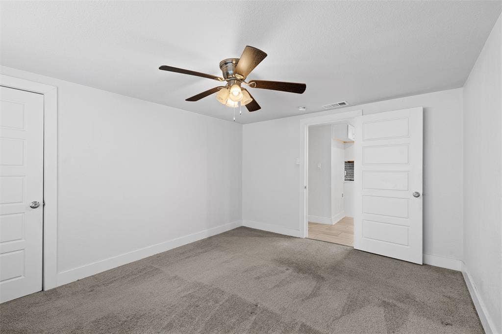 3514 Larry Street, Rowlett, TX 75088 3514 Larry Street, Rowlett, TX 75088