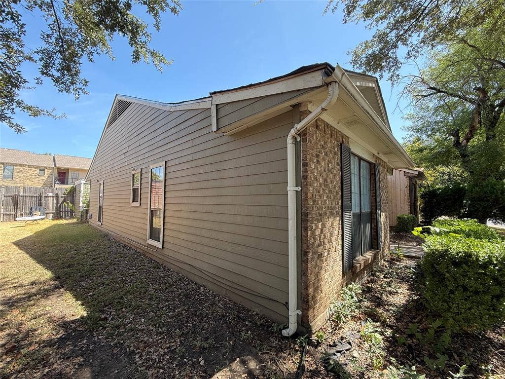 8837 Saint Thomas Circle, Dallas, TX 75228 8837 Saint Thomas Circle, Dallas, TX 75228