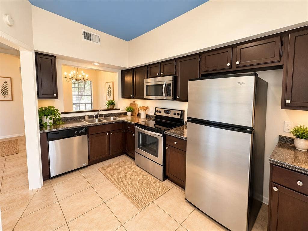 9601 Forest Lane, #512, Dallas, TX 75243 9601 Forest Lane, #512, Dallas, TX 75243