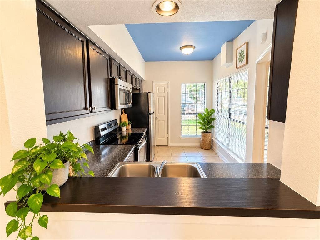 9601 Forest Lane, #512, Dallas, TX 75243 9601 Forest Lane, #512, Dallas, TX 75243