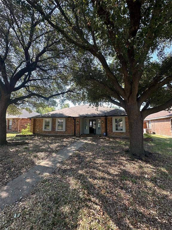 Property photo for 2032 Lansdown Drive, Carrollton, TX