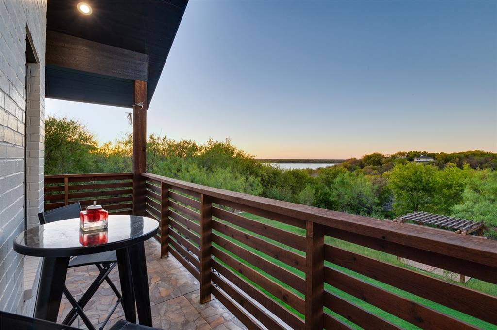 1115 Moonlight Bay Drive, Grand Prairie, TX 75104