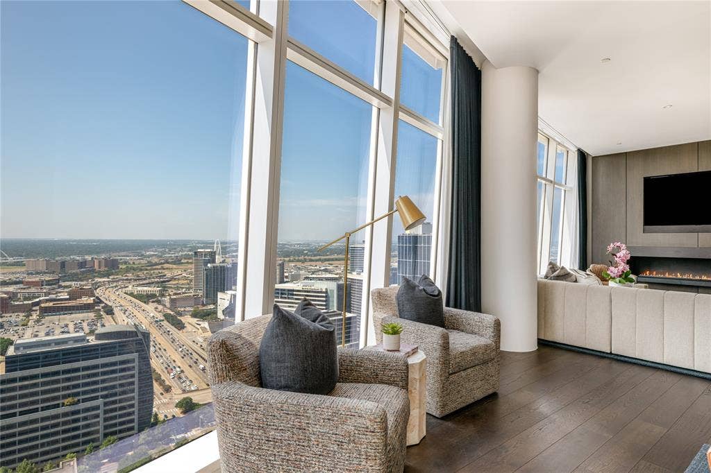1918 Olive Street, #3403, Dallas, TX 75201