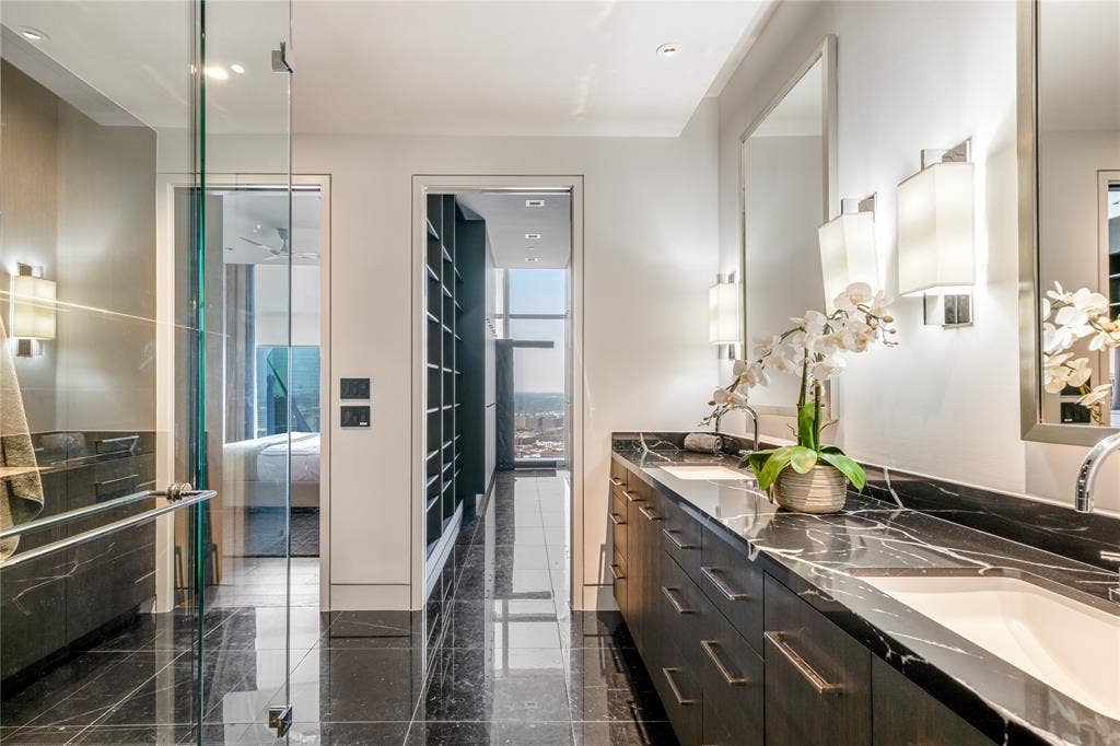 1918 Olive Street, #3403, Dallas, TX 75201