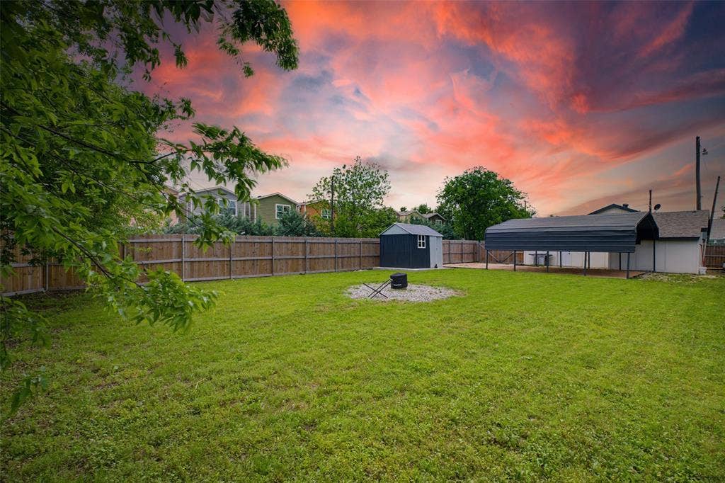 506 N Chestnut Street, McKinney, TX 75069 Spacious Fenced Backyard | Room to Relax, Garden + Entertain