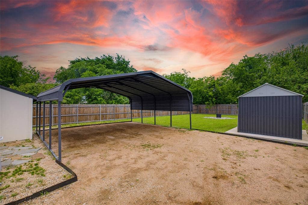506 N Chestnut Street, McKinney, TX 75069 Detached 2-Car Carport + Driveway Parking