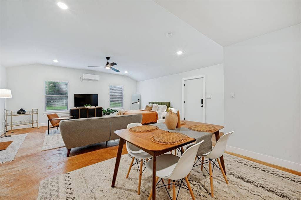 506 N Chestnut Street, McKinney, TX 75069 Detached Second Residence | Open Dining + Living Area