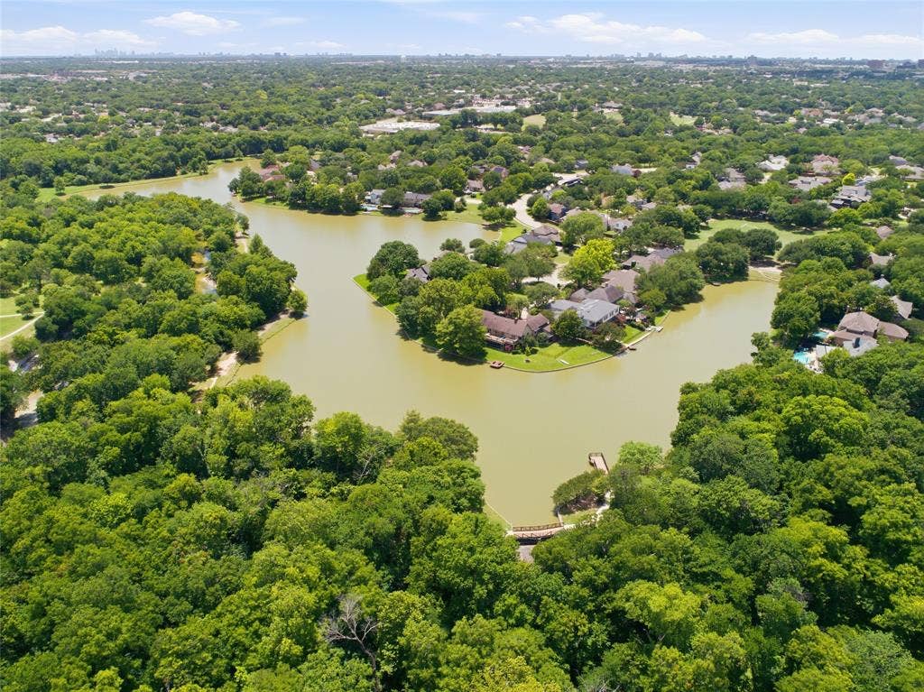 2614 Rockport Circle, Garland, TX 75044