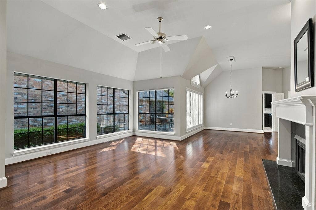 So much natural light!