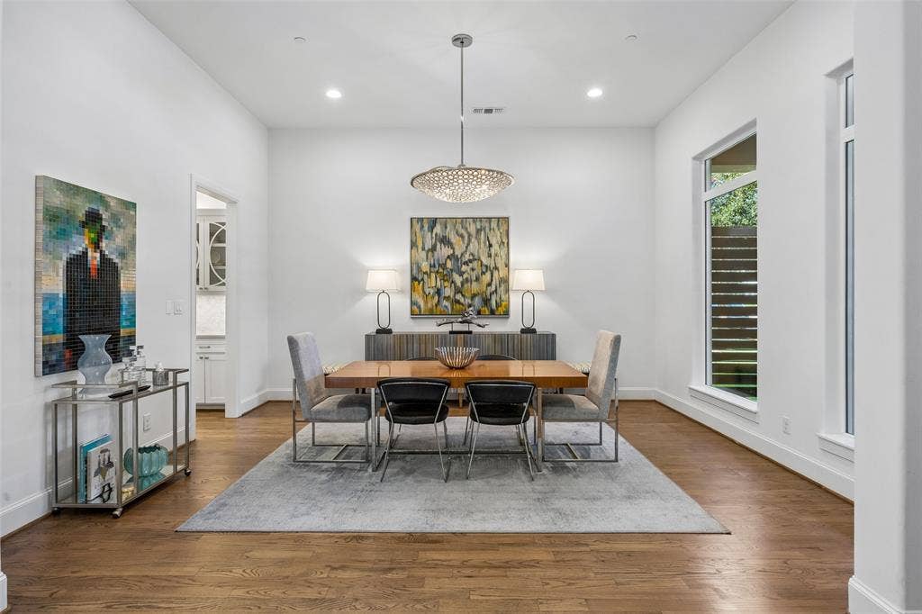 4509 Normandy - Tom Hughes Team - Dining Room