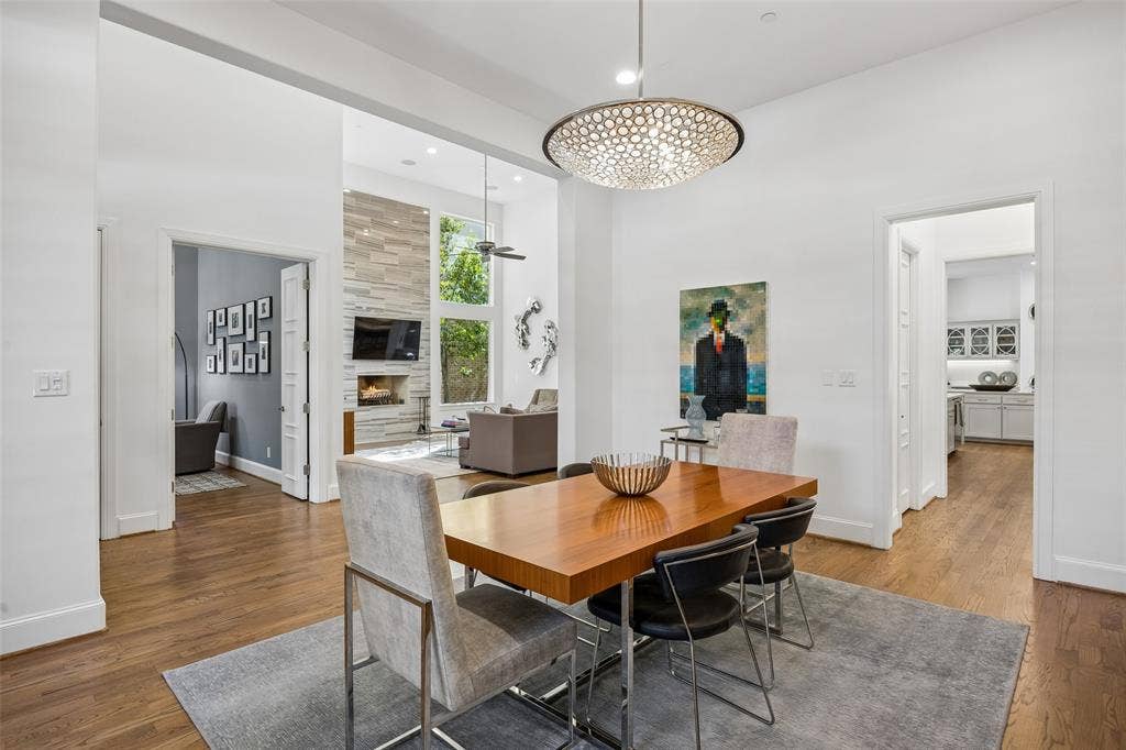 4509 Normandy - Tom Hughes Team - Dining Room