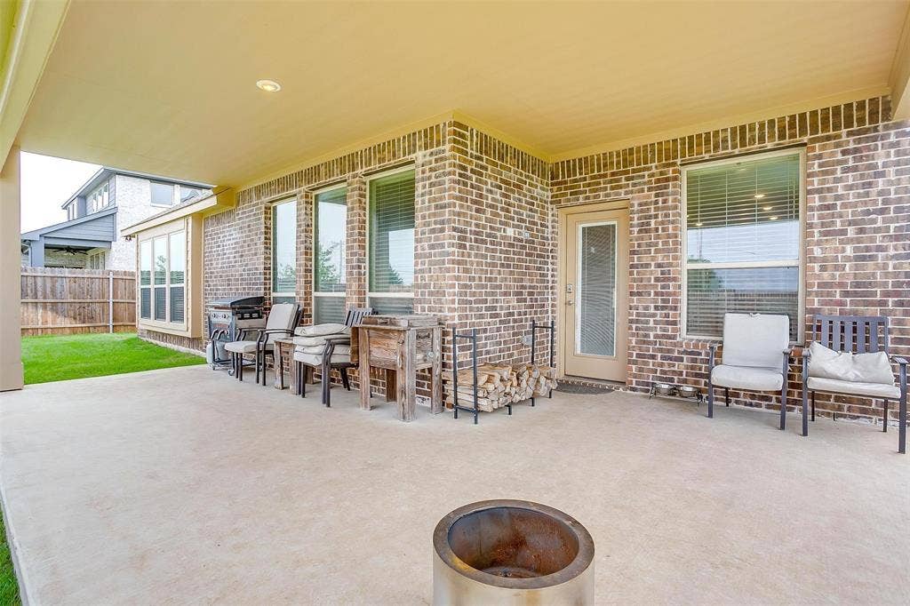 458 Mesquite Grove Road, Midlothian, TX 76065 458 Mesquite Grove Road, Midlothian, TX 76065