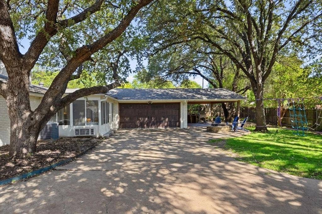4617 Cloudview Road, Fort Worth, TX 76109
