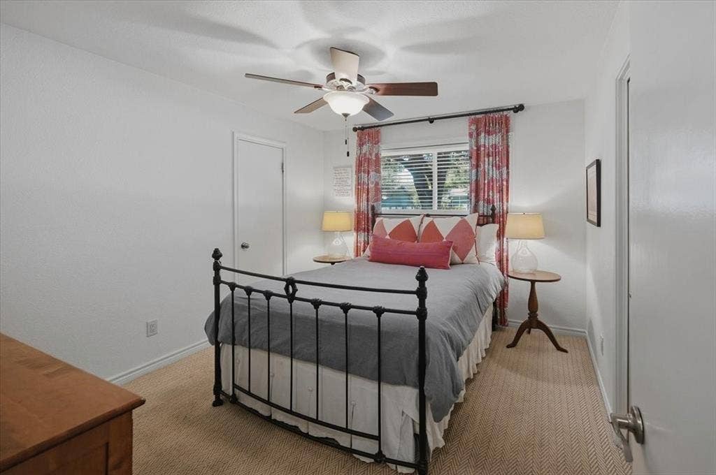 4617 Cloudview Road, Fort Worth, TX 76109
