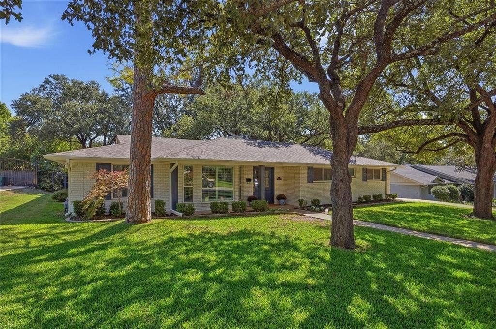 4617 Cloudview Road, Fort Worth, TX 76109