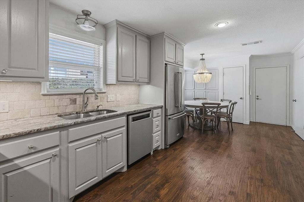 4617 Cloudview Road, Fort Worth, TX 76109