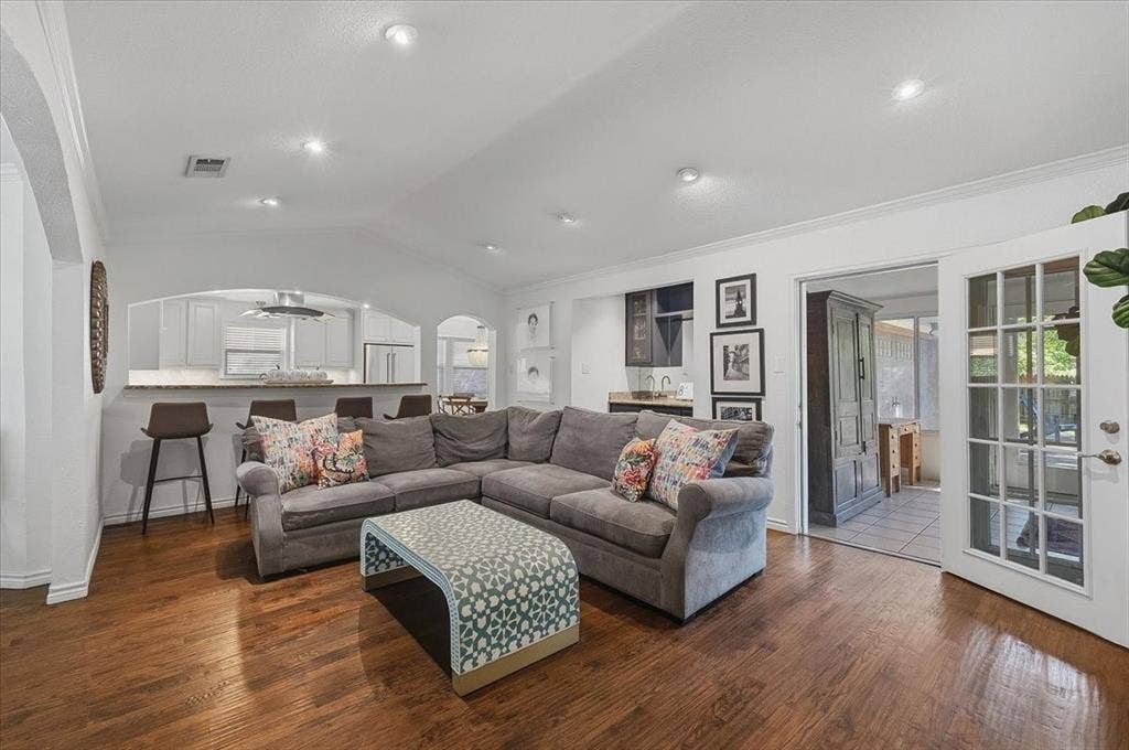 4617 Cloudview Road, Fort Worth, TX 76109