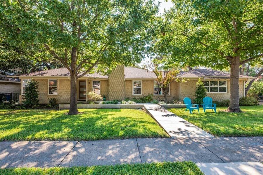 Property photo for 6640 Yosemite Lane, Dallas, TX