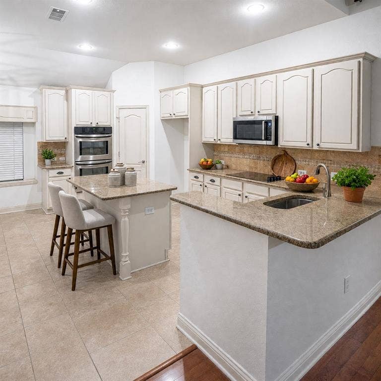 742 Yellowstone Drive, Allen, TX 75002 742 Yellowstone Drive, Allen, TX 75002