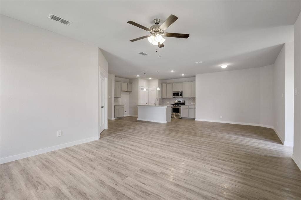 2429 Spring Side Drive, Royse City, TX 75189