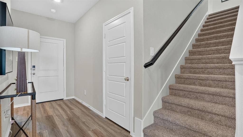 700 SMART STRIKE Trail, Granbury, TX 76049