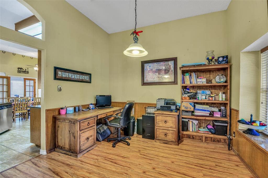 2020 Houston Road, Burleson, TX 76028 2020 Houston Road, Burleson, TX 76028