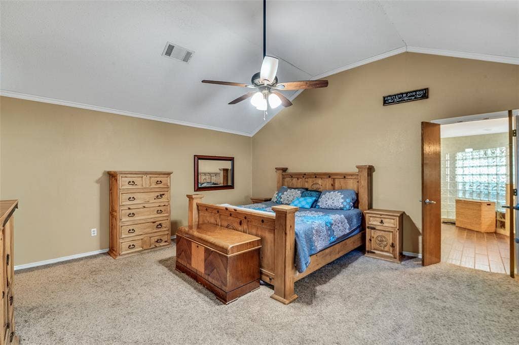 2020 Houston Road, Burleson, TX 76028 2020 Houston Road, Burleson, TX 76028