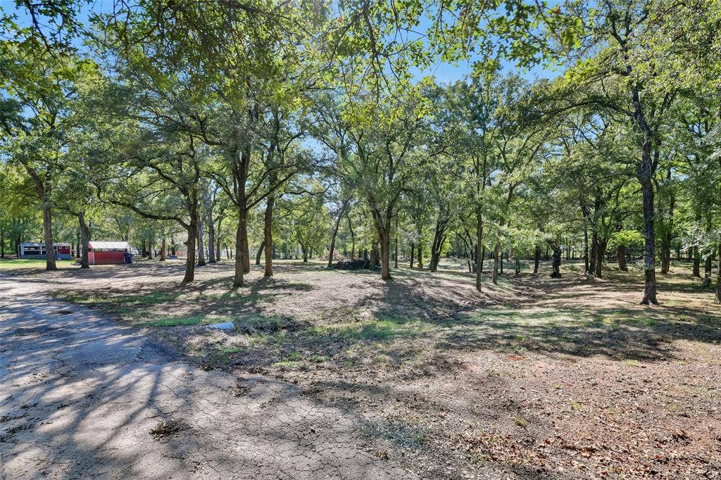 2020 Houston Road, Burleson, TX 76028 2020 Houston Road, Burleson, TX 76028