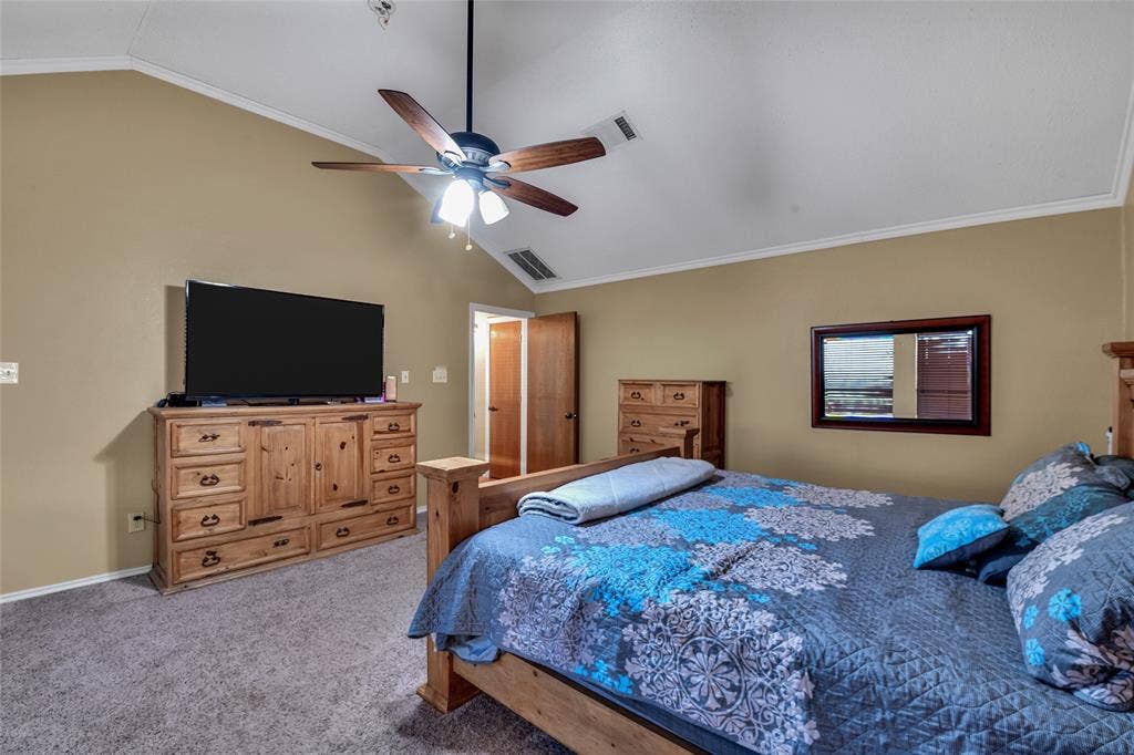 2020 Houston Road, Burleson, TX 76028 2020 Houston Road, Burleson, TX 76028