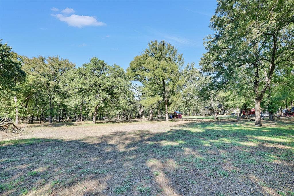 2020 Houston Road, Burleson, TX 76028 2020 Houston Road, Burleson, TX 76028