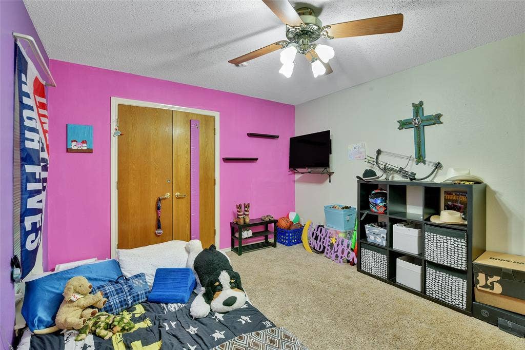 2020 Houston Road, Burleson, TX 76028 2020 Houston Road, Burleson, TX 76028
