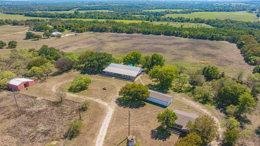 849 County Road 2480, Hico, TX 76457
