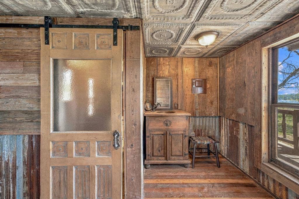 849 County Road 2480, Hico, TX 76457