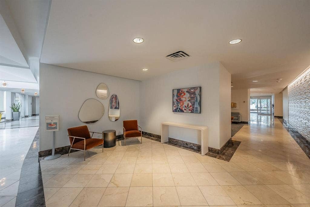 6211 W Northwest Highway, #2801, Dallas, TX 75225