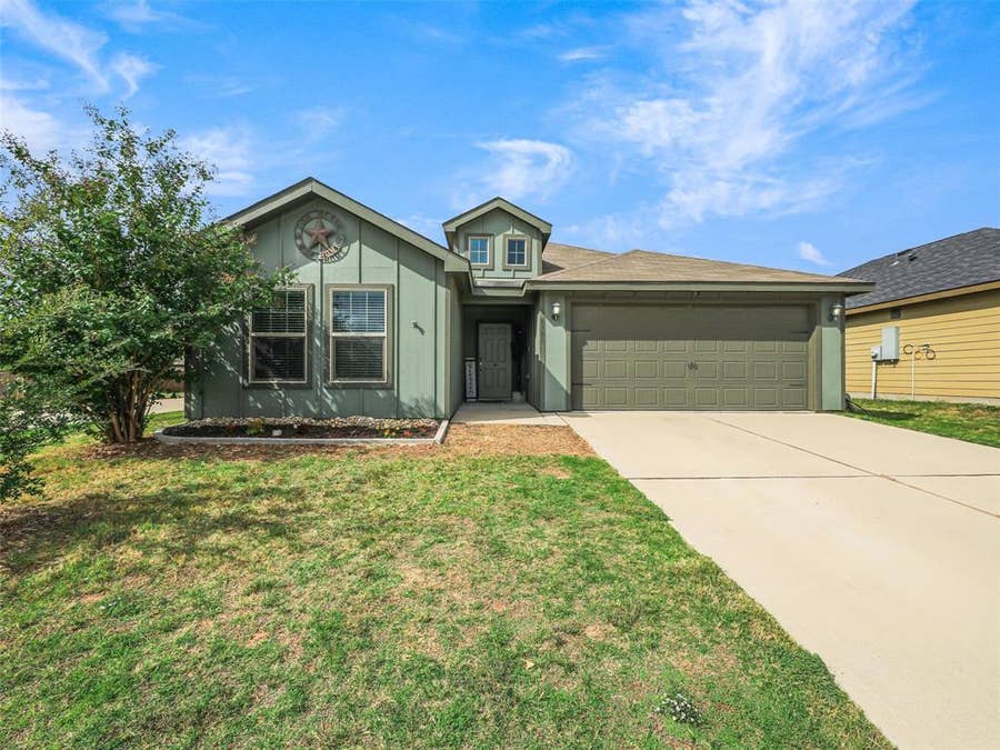 Property photo for 8301 Steel Dust Drive, Fort Worth, TX