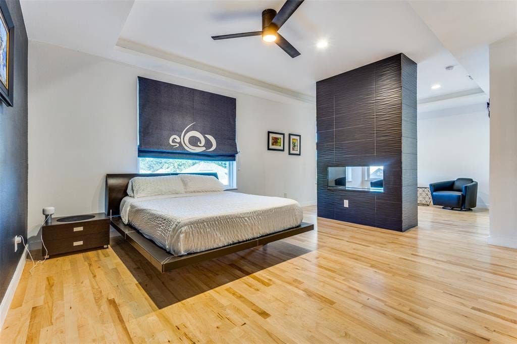9774 Sunset Drive, Frisco, TX 75033 upstairs primary bedroom
