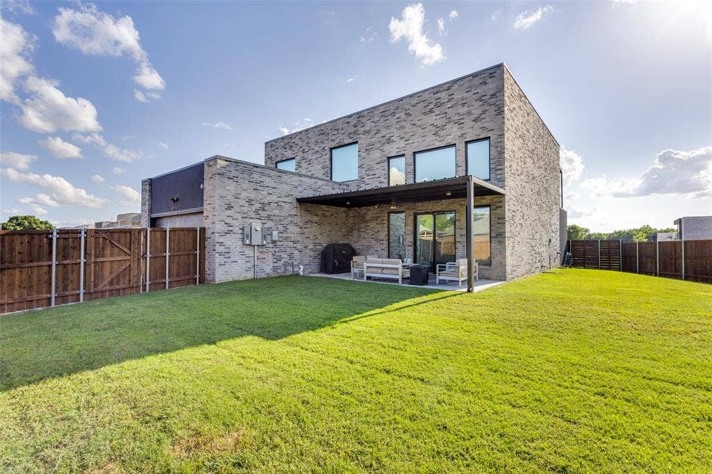9774 Sunset Drive, Frisco, TX 75033 9774 Sunset Drive, Frisco, TX 75033