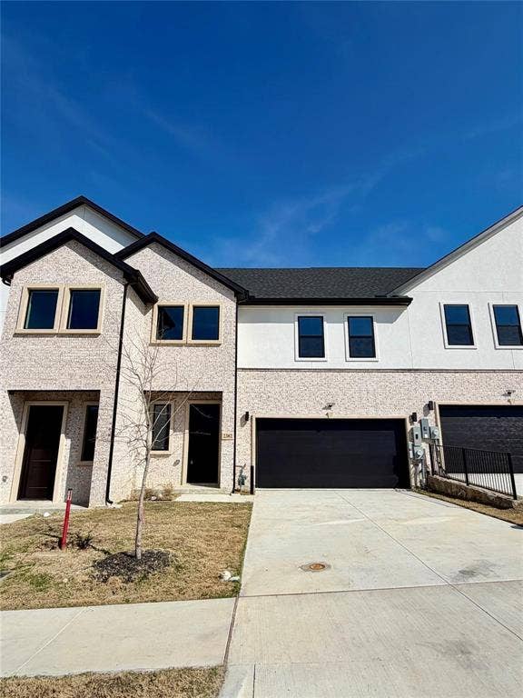 2382 Usman Drive, Irving, TX 75062 2382 Usman Drive, Irving, TX 75062