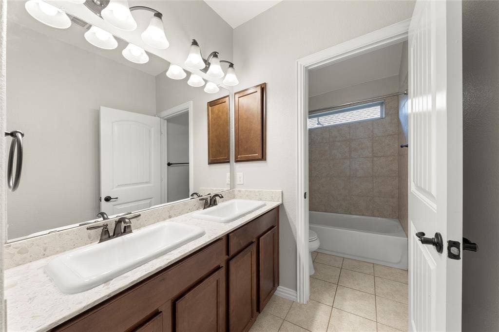 740 Sundrop Drive, Little Elm, TX 75068