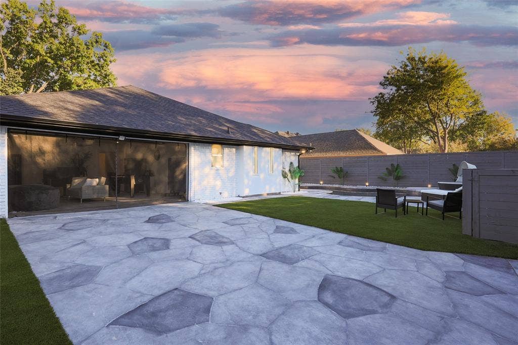 6802 Duffield Drive, Dallas, TX 75248 6802 Duffield Drive, Dallas, TX 75248