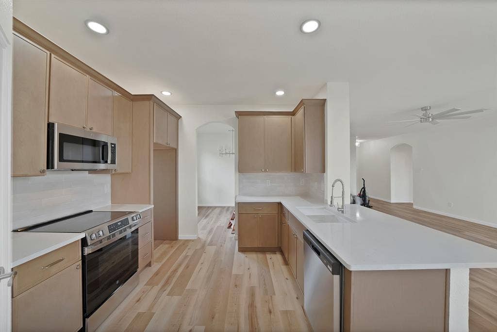 4524 Highridge Drive, The Colony, TX 75056 4524 Highridge Drive, The Colony, TX 75056