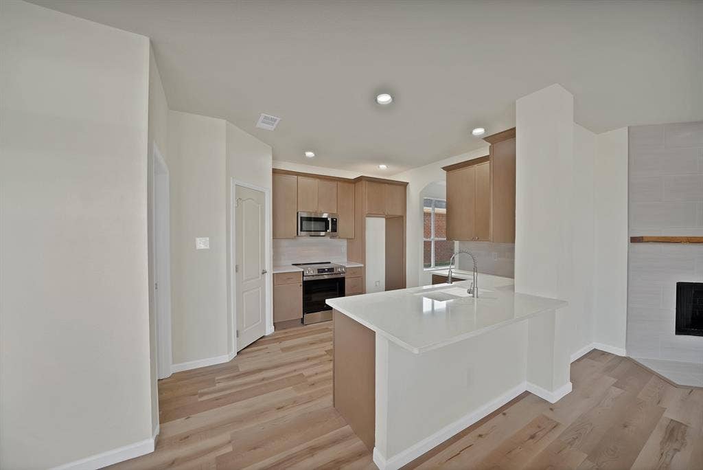 4524 Highridge Drive, The Colony, TX 75056 4524 Highridge Drive, The Colony, TX 75056