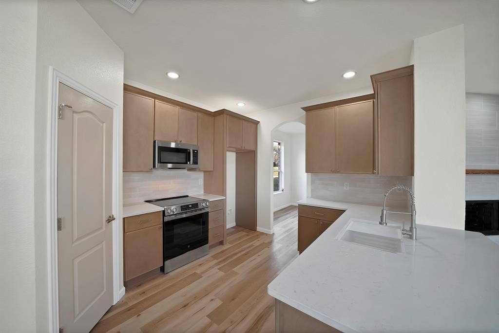 4524 Highridge Drive, The Colony, TX 75056 4524 Highridge Drive, The Colony, TX 75056