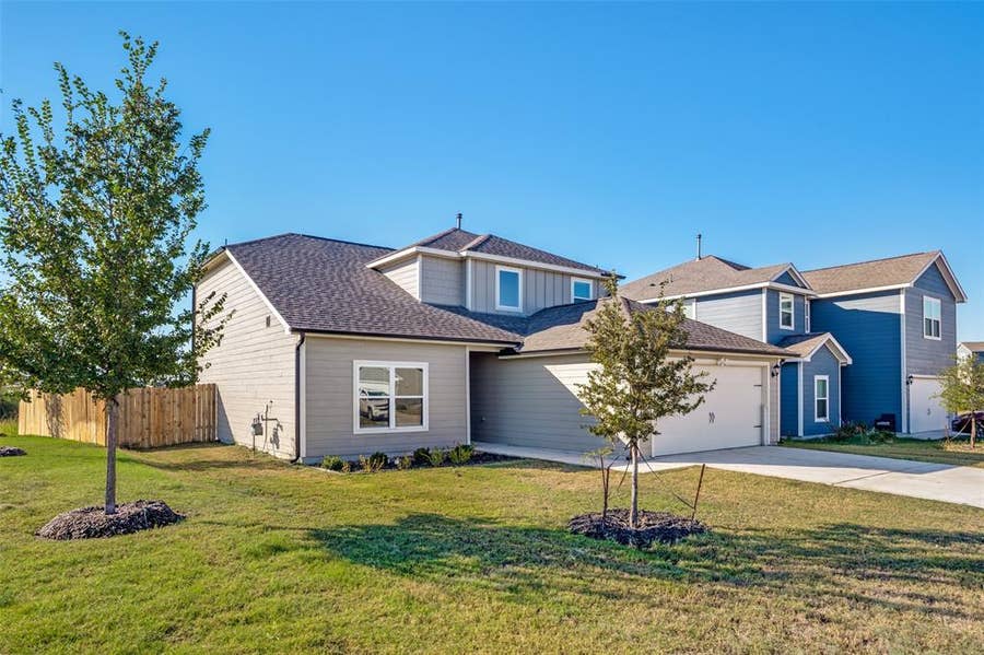 Property photo for 8324 Columbia Falls Road, Ponder, TX