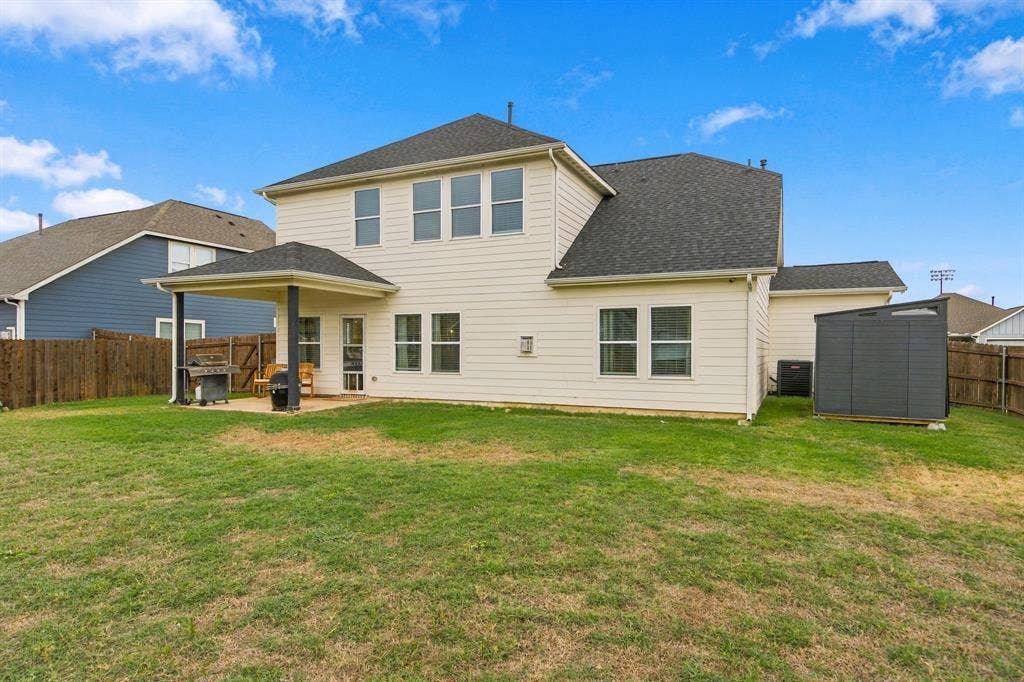 608 Finlee Way, Tioga, TX 76271