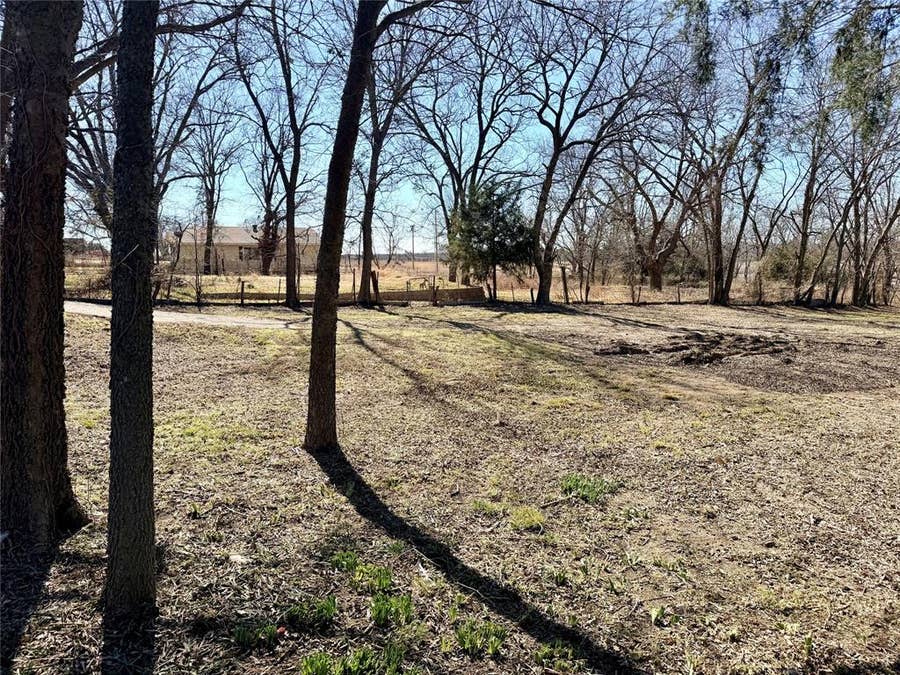 Property photo for 504 S Business Highway 78, Blue Ridge, TX