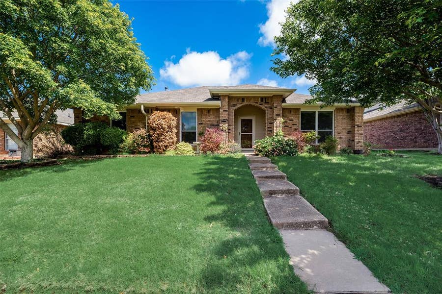 Property photo for 1307 E Branch Hollow Drive, Carrollton, TX