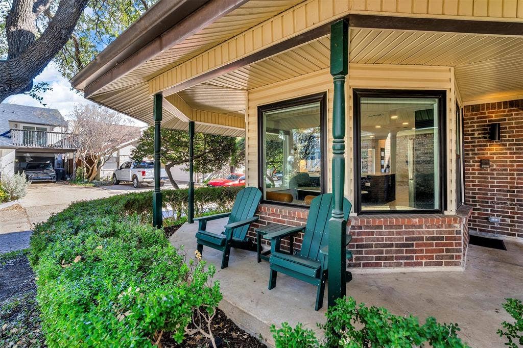 3288 Lakenheath Place, Dallas, TX 75204 3288 Lakenheath Place, Dallas, TX 75204
