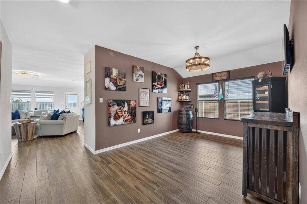 365 Mohan Drive, Royse City, TX 75189 365 Mohan Drive, Royse City, TX 75189